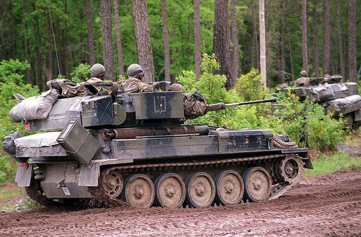 Soomuk FV107 Scimitar, mida kasutab Briti armee.