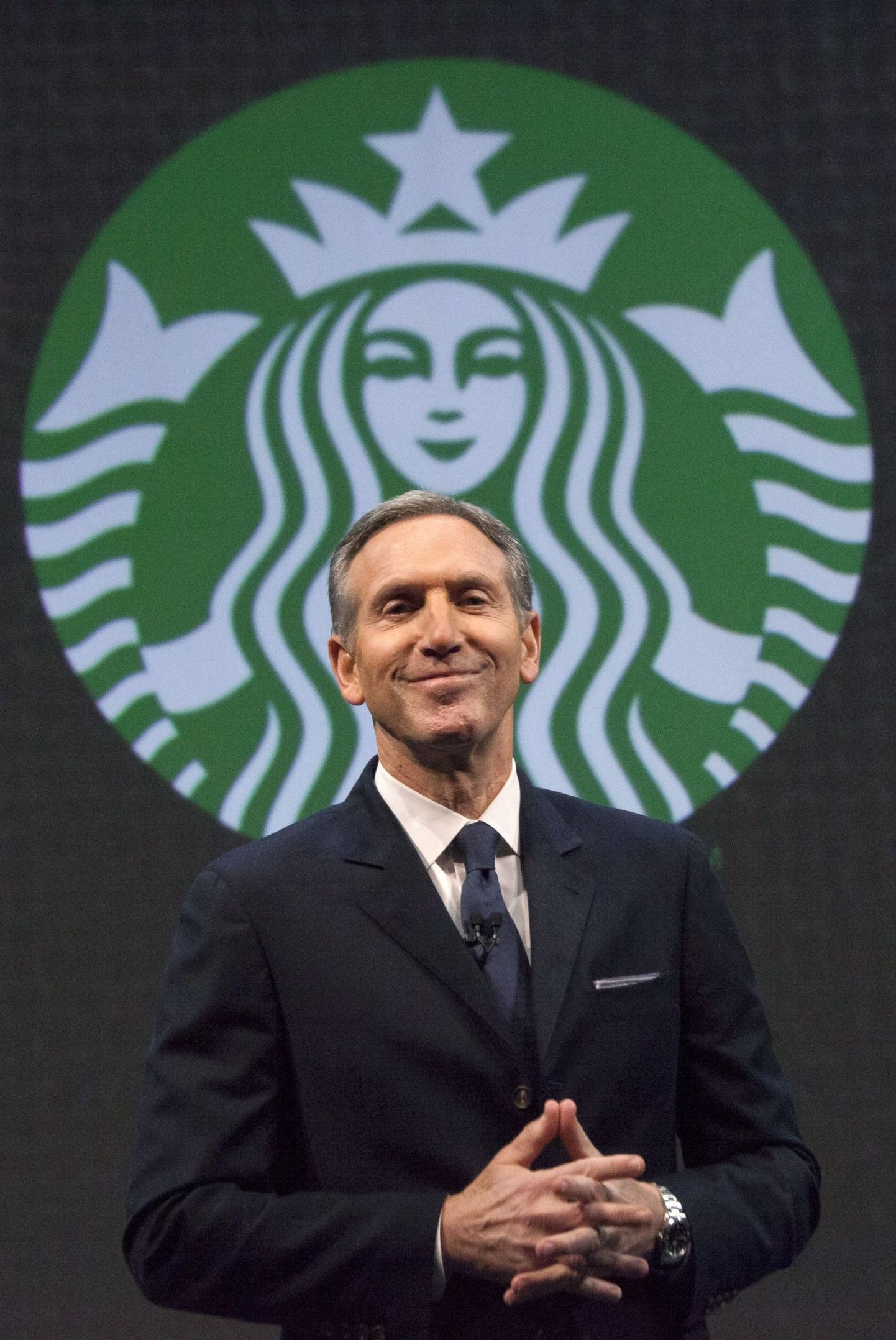 Starbucksi nõukogu esimees Howard Schultz paneb juuni lõpus ameti maha.