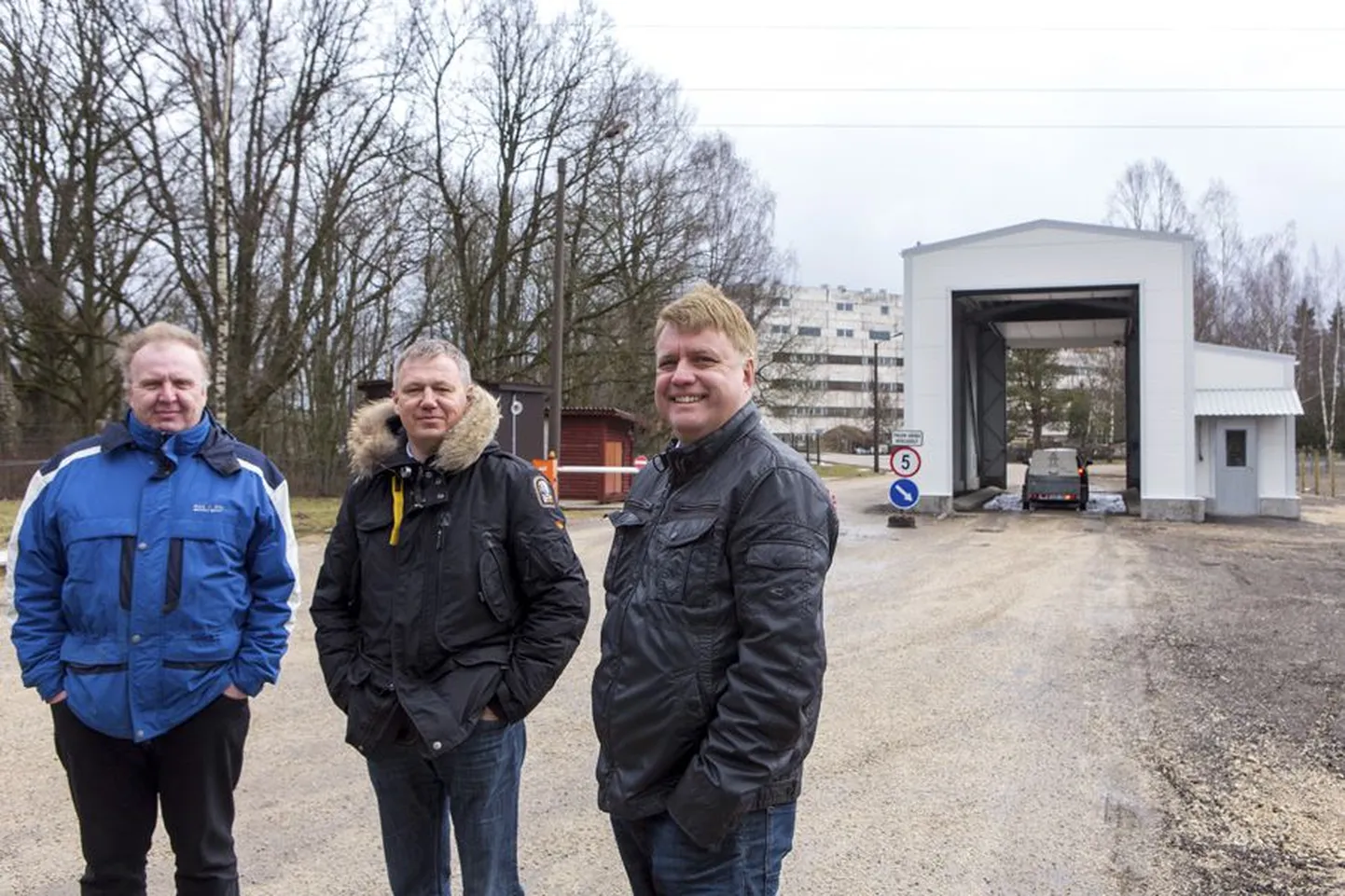 HKScan Estonia seakasvatusdivisjoni tehnikajuht Hindrek Smidt, seakasvatusdivisjoni direktor Mati Tuvi ja juhatuse esimees Teet Soorm.