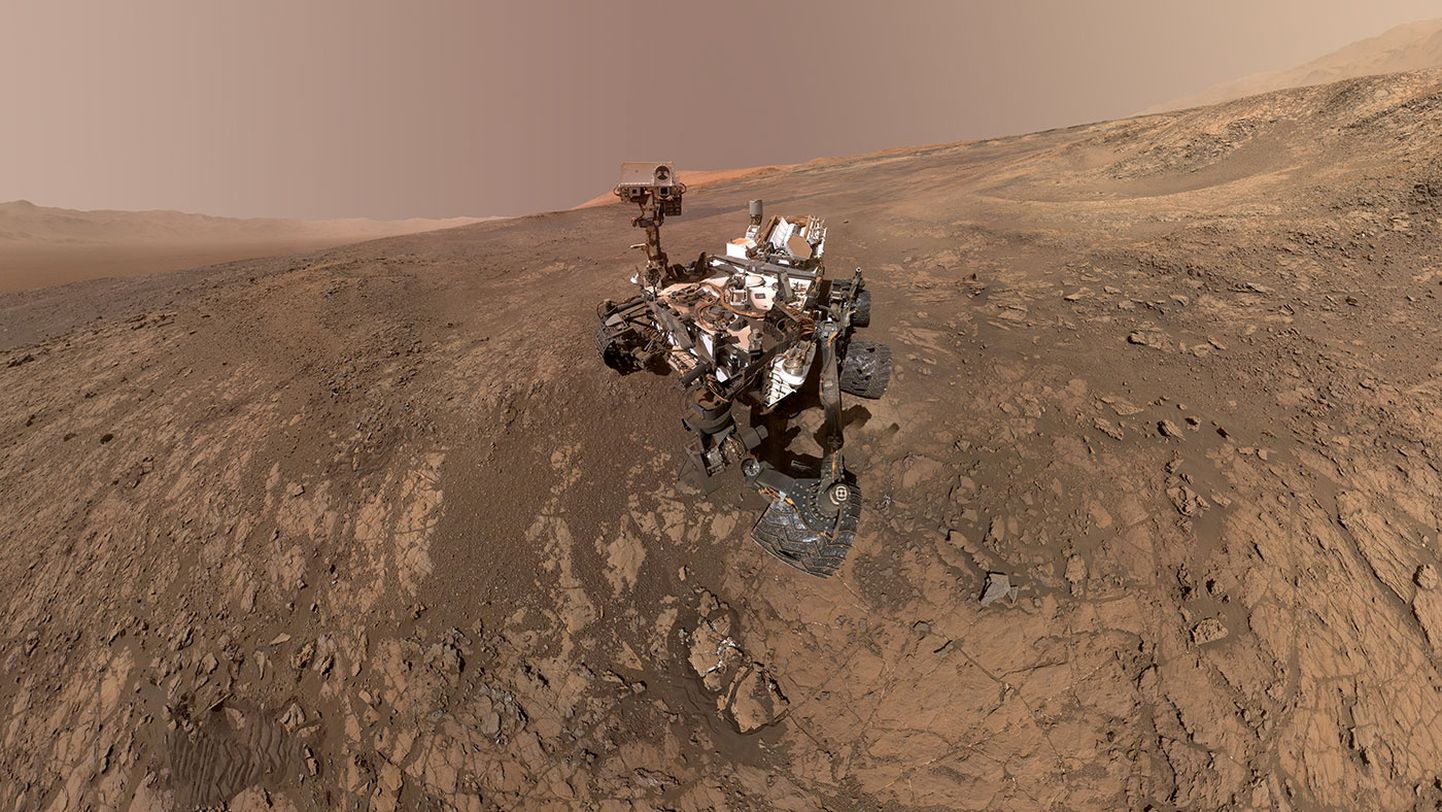 NASA kulgur Curiosity tegemas Marsil selfit