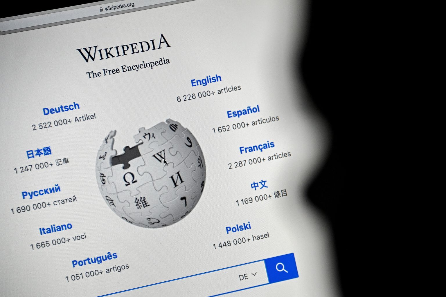 Vikipeedia online entsüklopeedia.