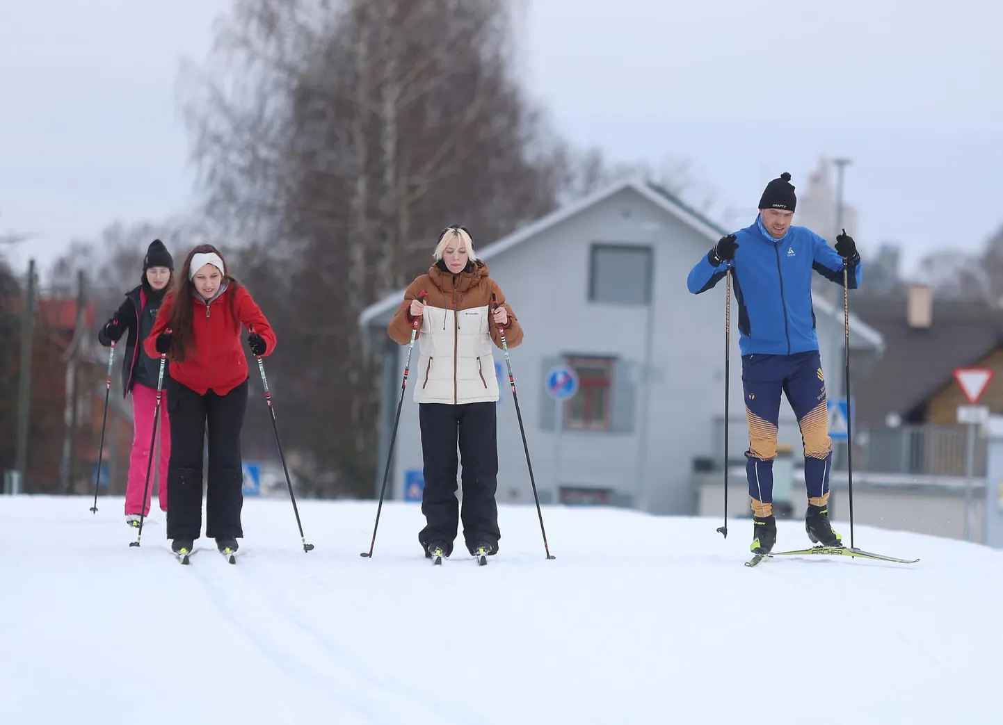 Suusatajad Tähtvere spordipargis