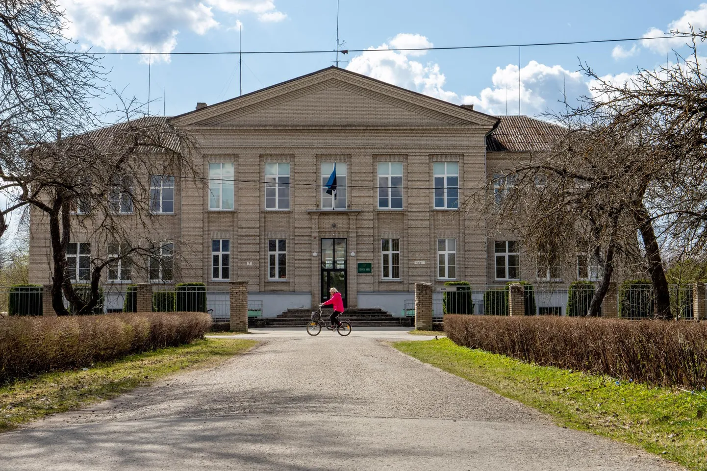 Tootsi koolimaja remont läheb algul plaanitust tunduvalt kallimaks.