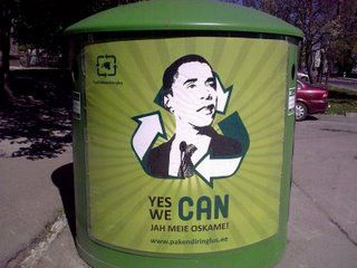 Obama näoga konteinerid sisid paar kuud ka tänavatel.