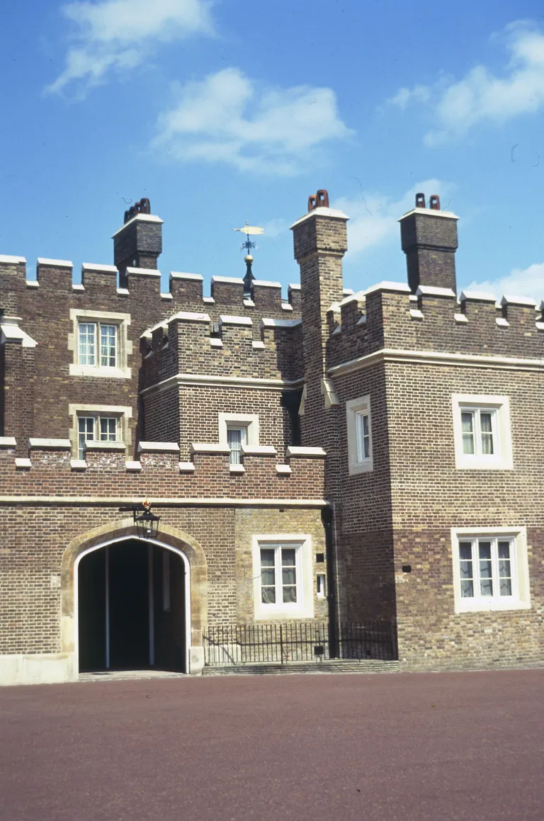 St. Jamesi palee
