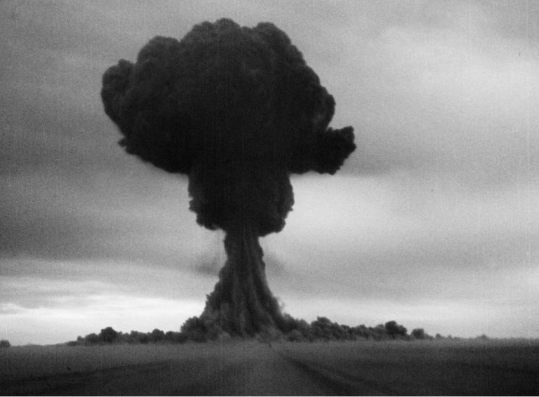 Nõukogude Liidu esimene tuumakatsetus 29. augustil 1949 Semipalatinski polügoonil Kasahstanis.