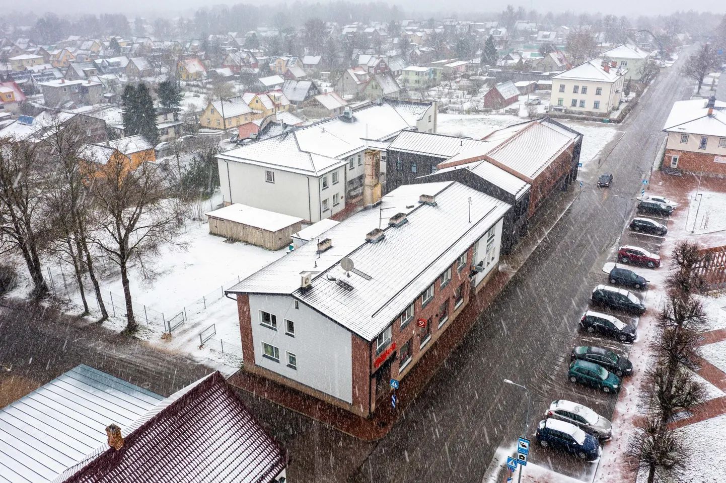 Otepää kesklinna tervisekeskuse juurde on plaanis rajada erihoolekandemaja. See on kavas ehitada Pärna tänava äärde.