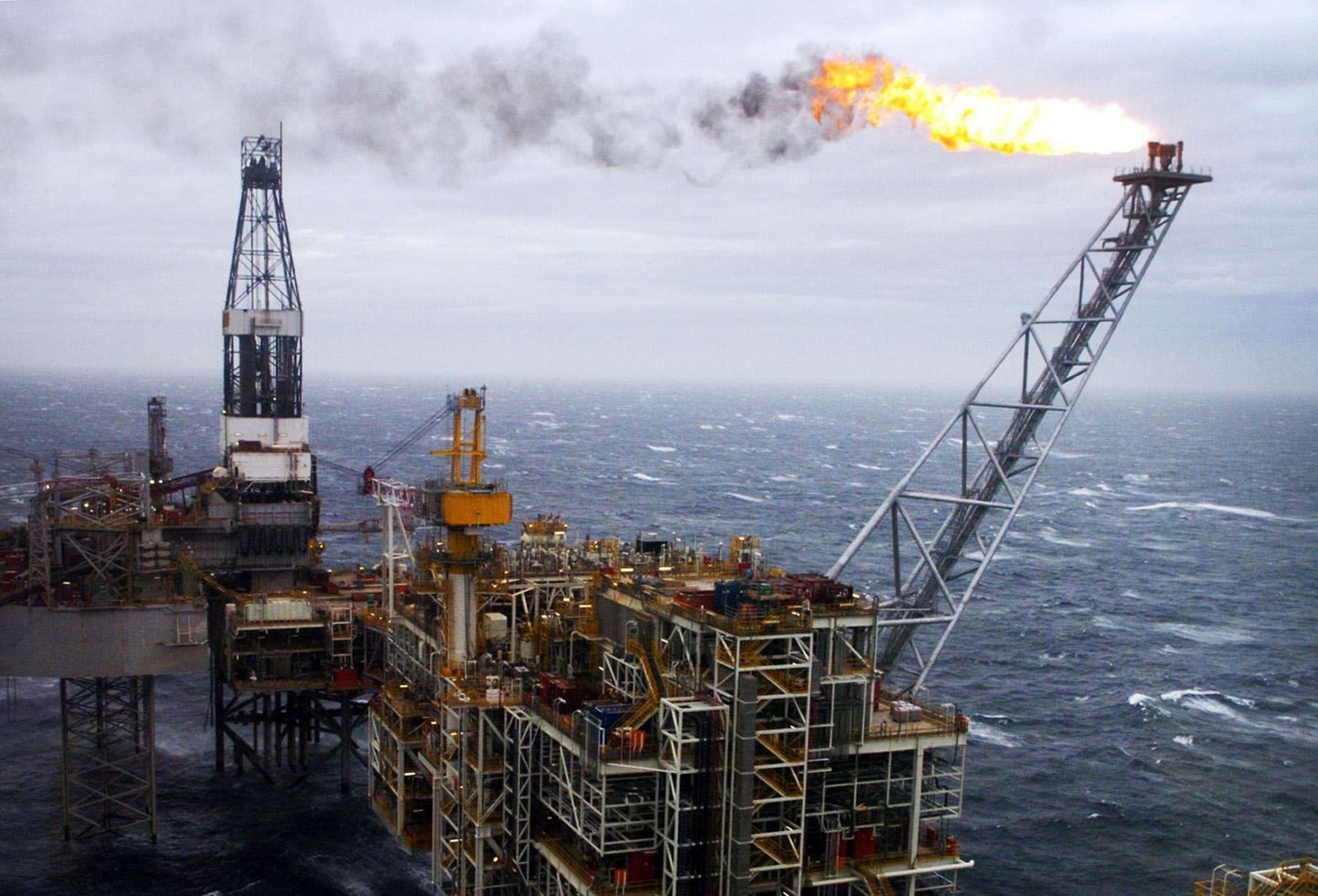 Naftaplatvorm Põhjamerel.