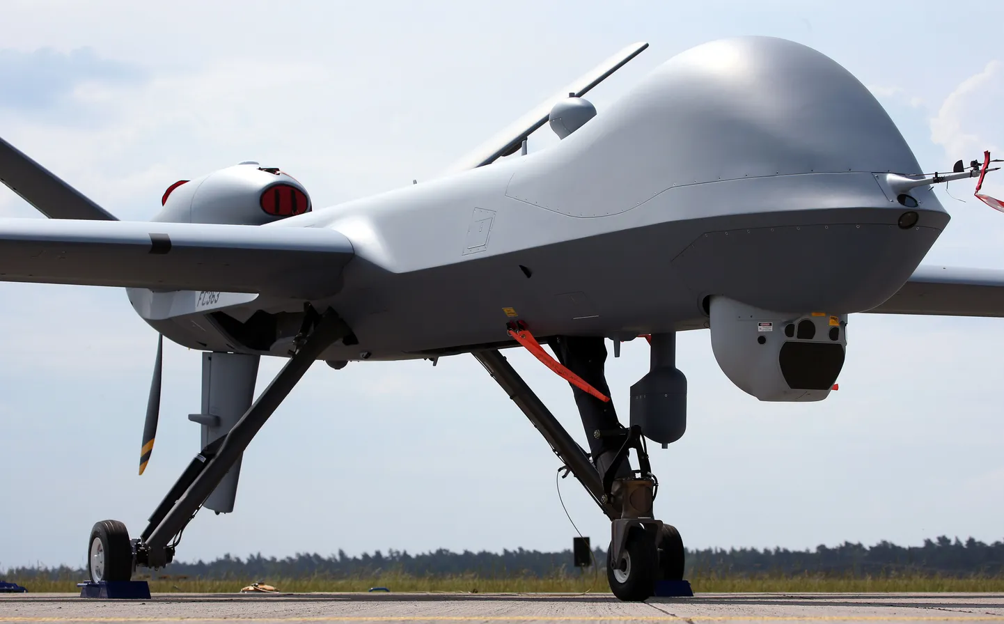 Ründedroon MQ9 Predator Berliini lennundusnäitusel.