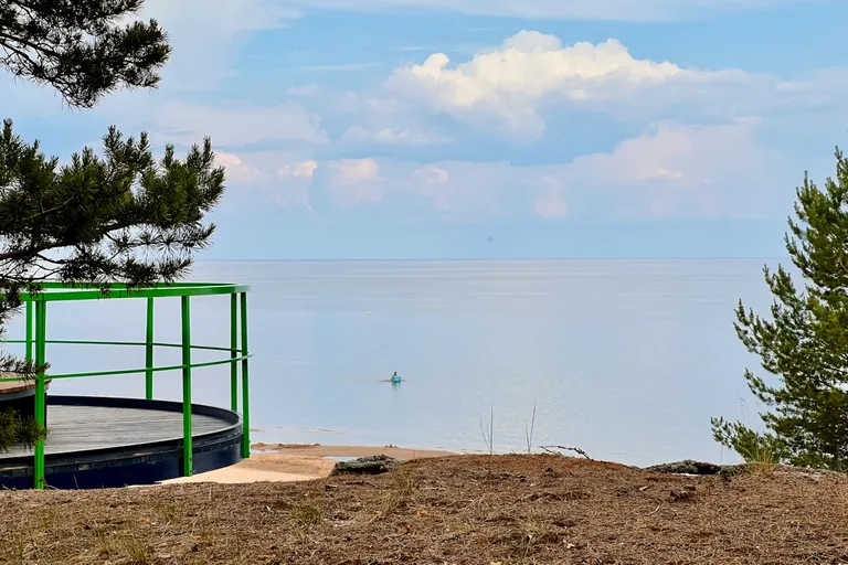 Пляж на Чудском озере в Каукси.