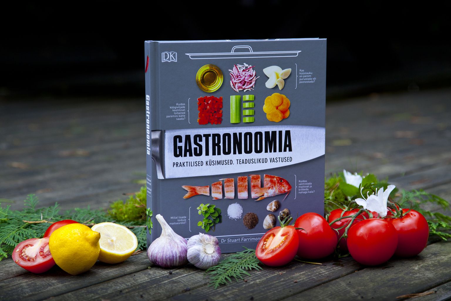 «Gastronoomia. Praktilised küsimused. Teaduslikud vastused». Autor Stuart Farrimond, tõlkinud Anneli Kritšmann-Lekštedt.
