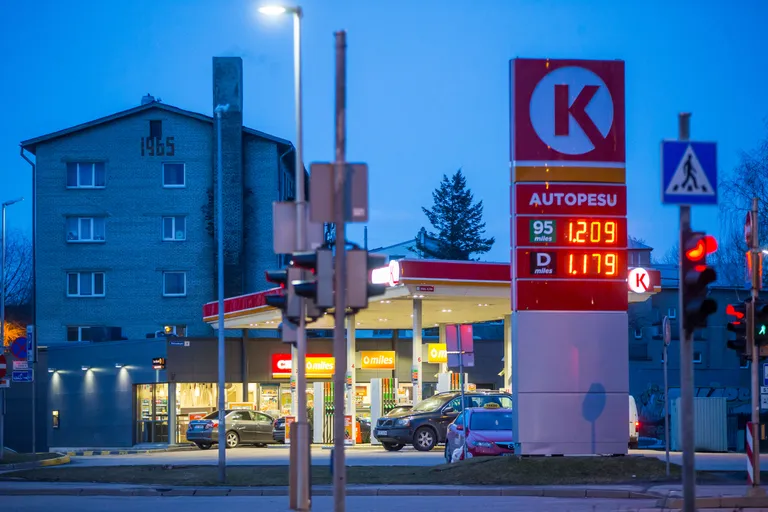 Statoil ehk uue nimega Circle K tanklad.