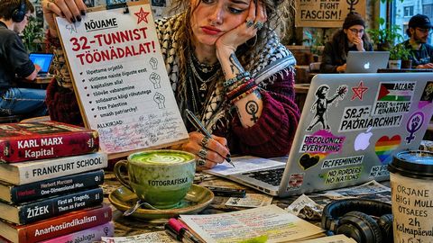 JUURIKAS ⟩ Kapitalism on inimesed täiesti hulluks ajanud!