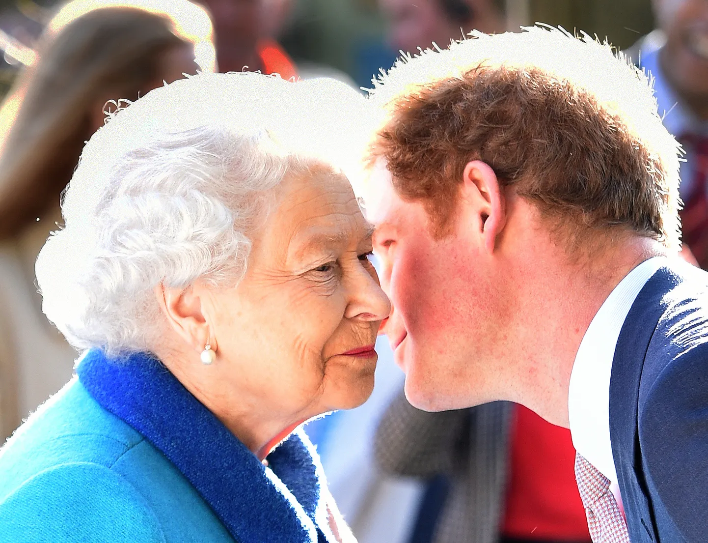 Elizabeth ja Harry.