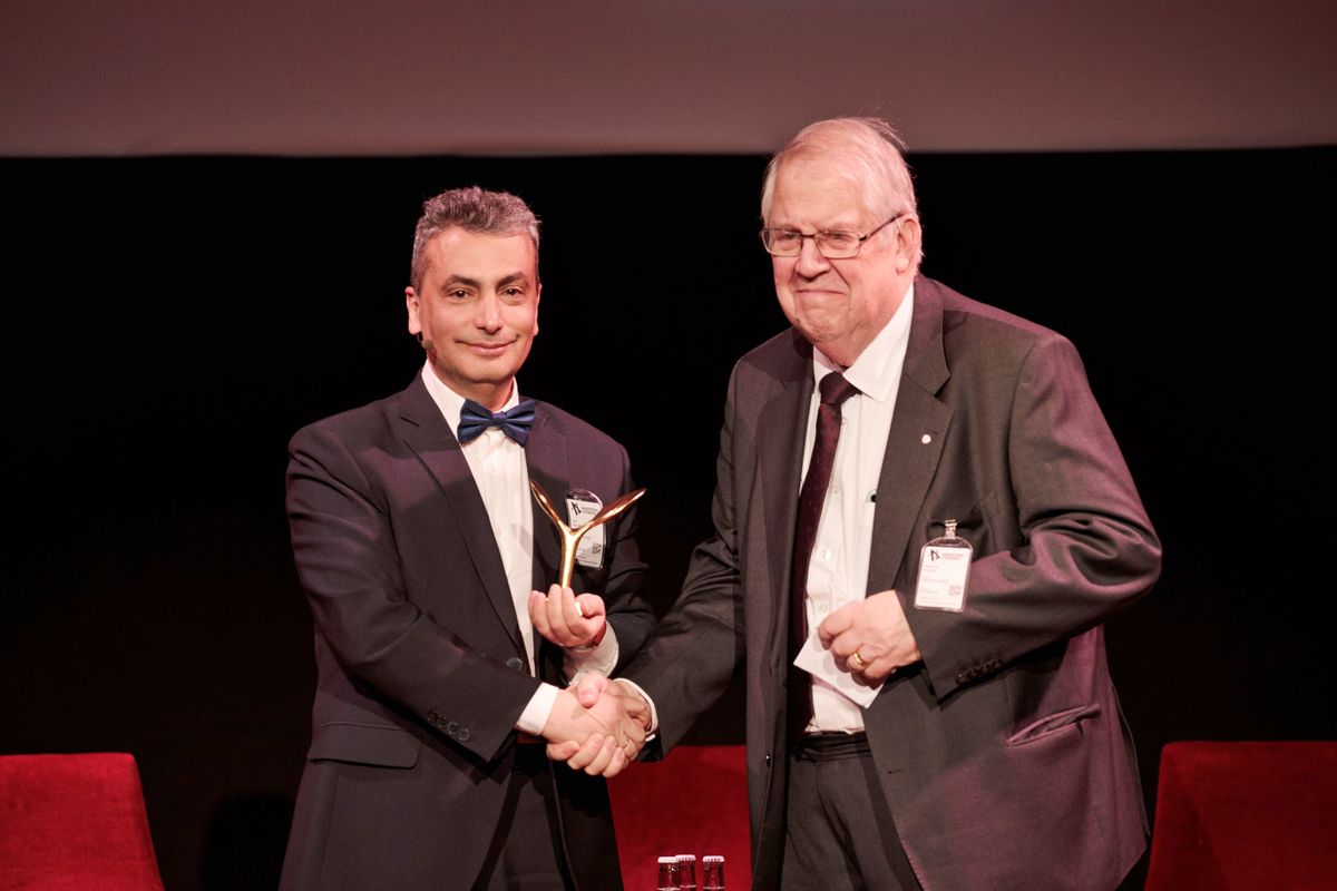Лев Шлосберг и Маркус Сторч на церемонии Gilel Storch Award 2023, Стокгольм, Швеция, 8 мая 2023 года.