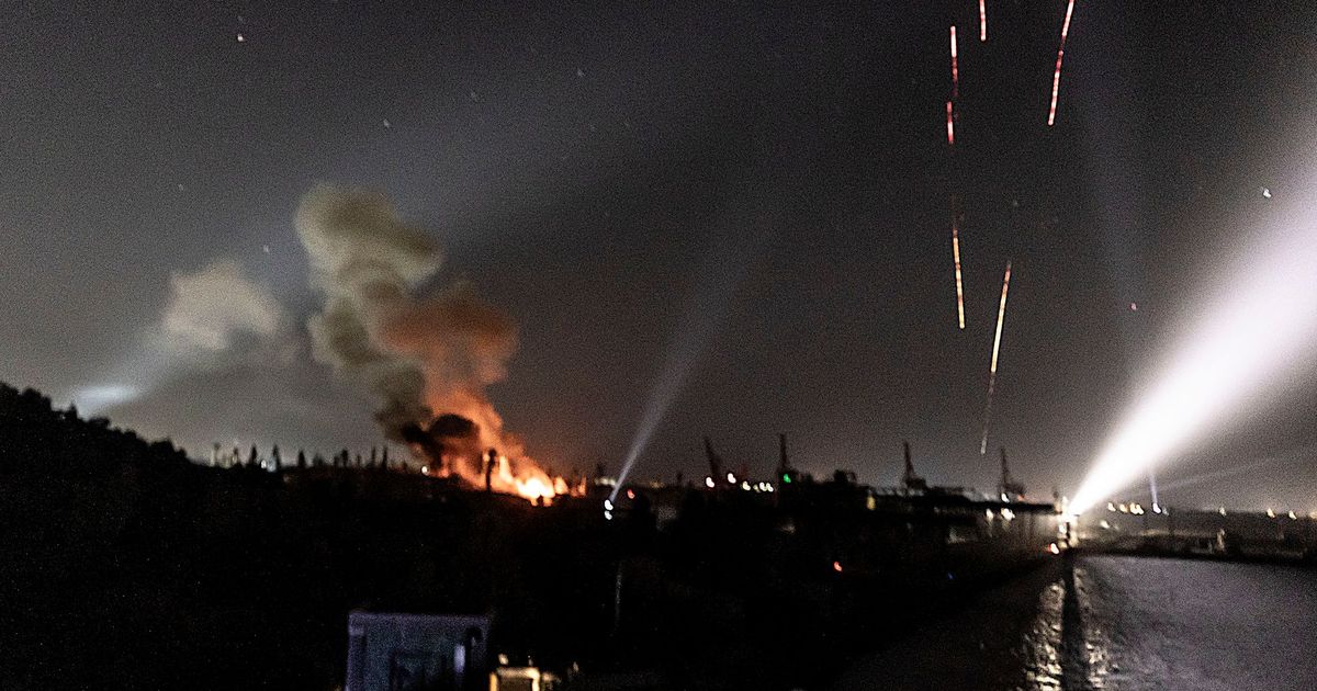 Ukraina kaitsev lapitekk ehk Patriot ja kahe lapse ema Kalašnikov