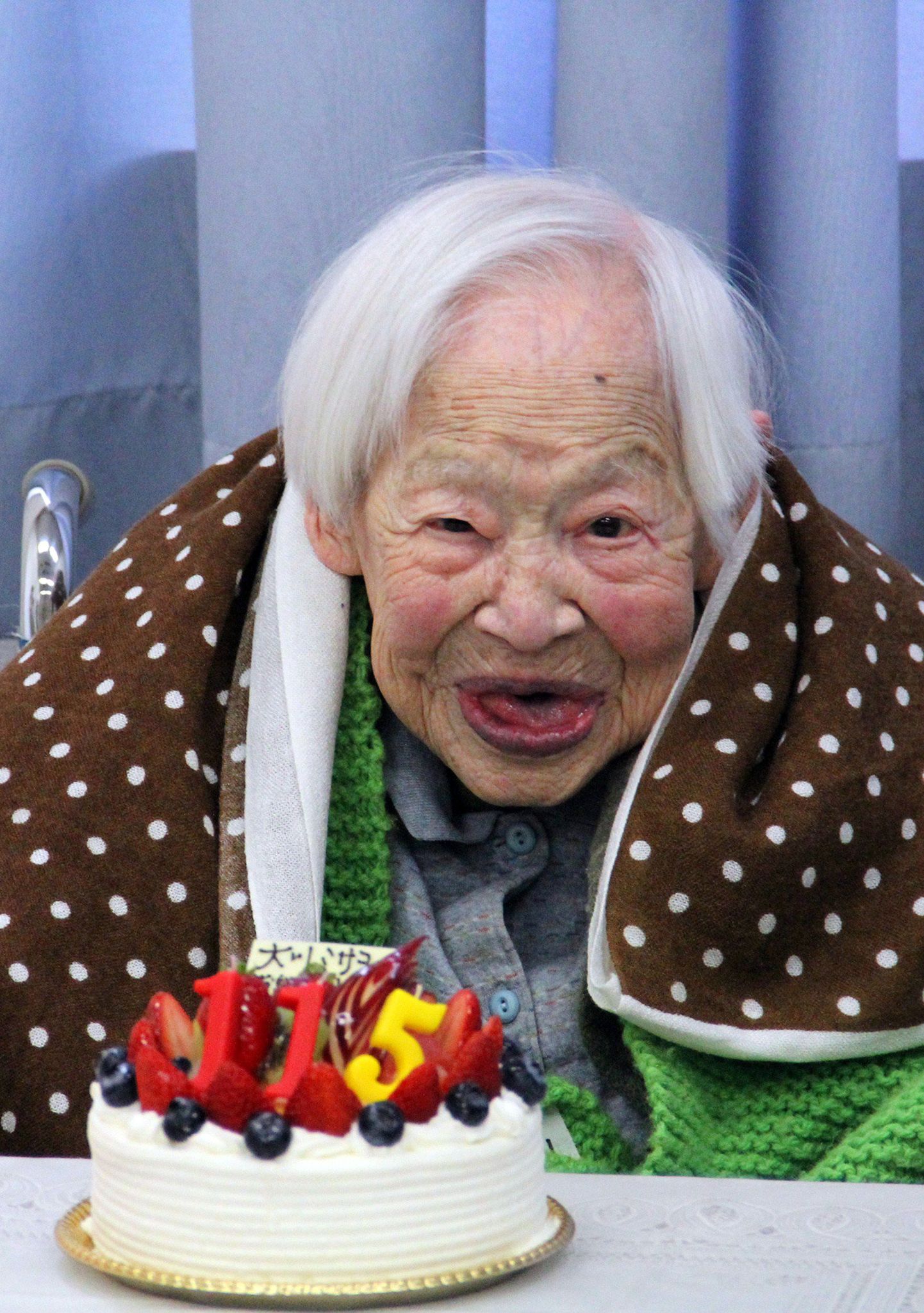Ametlikult vanim inimene maailmas Misao Okawa tähistamas oma 115. sünnipäeva