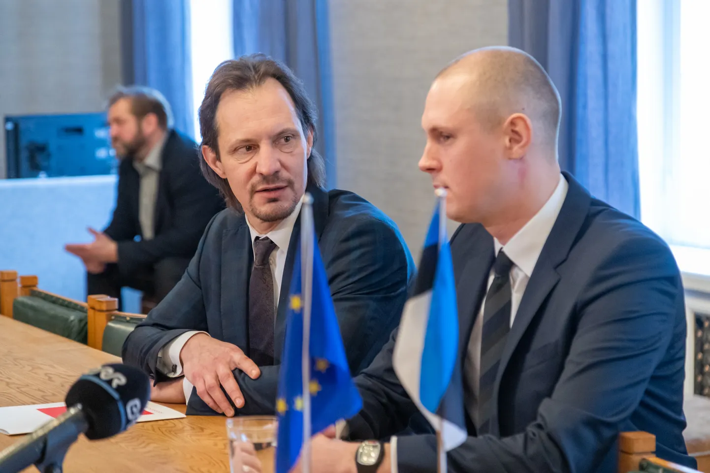 Raimond Kaljulaid (paremal) ja Indrek Saar.