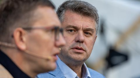 Analysis: Reform Party Faces Key Choice in Presidential Candidate Selection