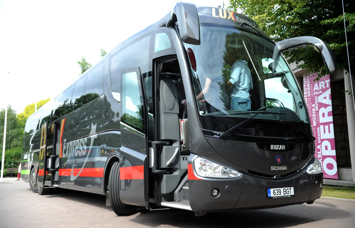 "Lux Express" autobuss.