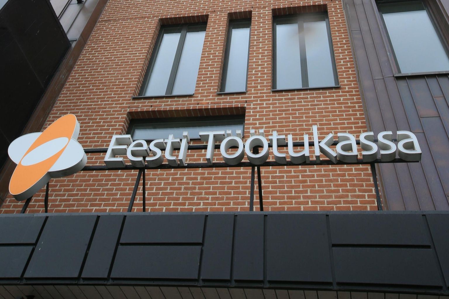 Töötukassast saavad Eesti inimesed tulevikus suuremat abi