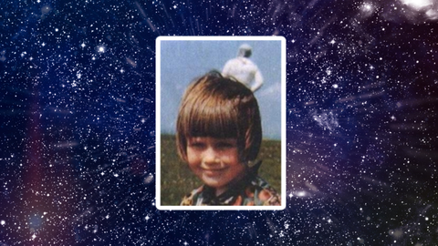 Tētis nofotografē meitu, bet fotogrāfijā vēlāk ierauga... kosmonautu