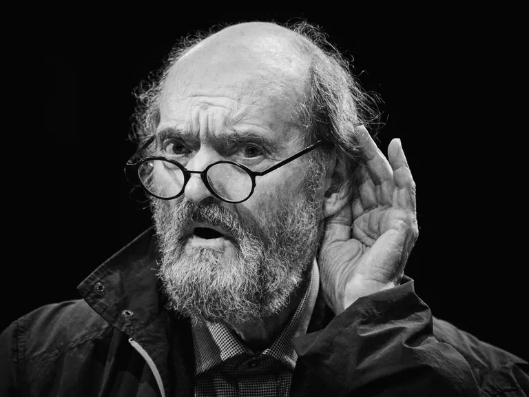 Eesti Festivaliorkester BBC Promsil. Hetk proovist, fotol Arvo Pärt.