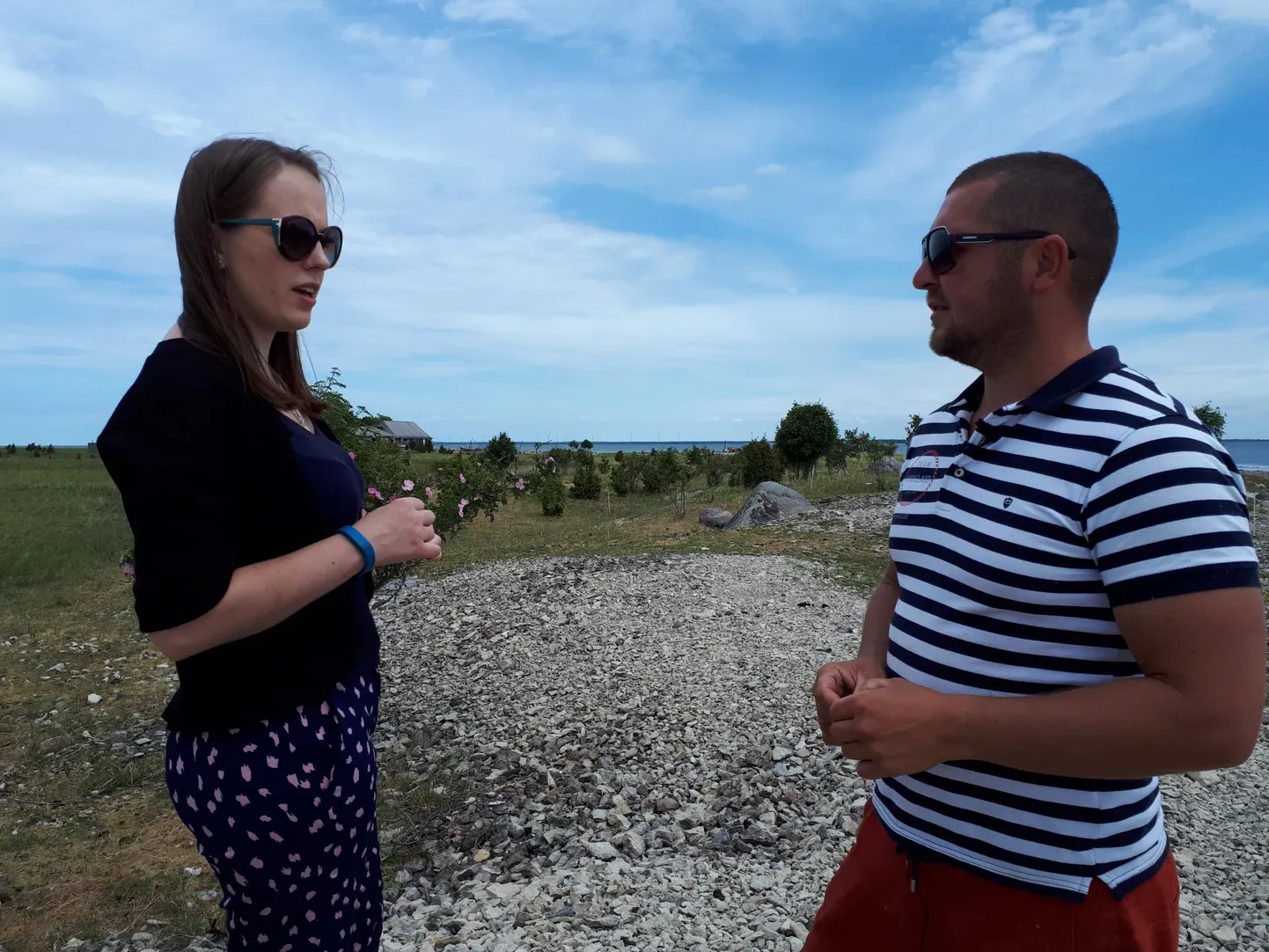 Priit Villemson Pärnu Postimehele Viirelaiust põnevaid lugusid jutustamas.