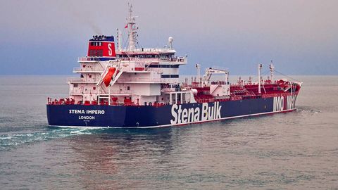 ÜK kaitseminister: hõivatud tanker oli Omaani vetes