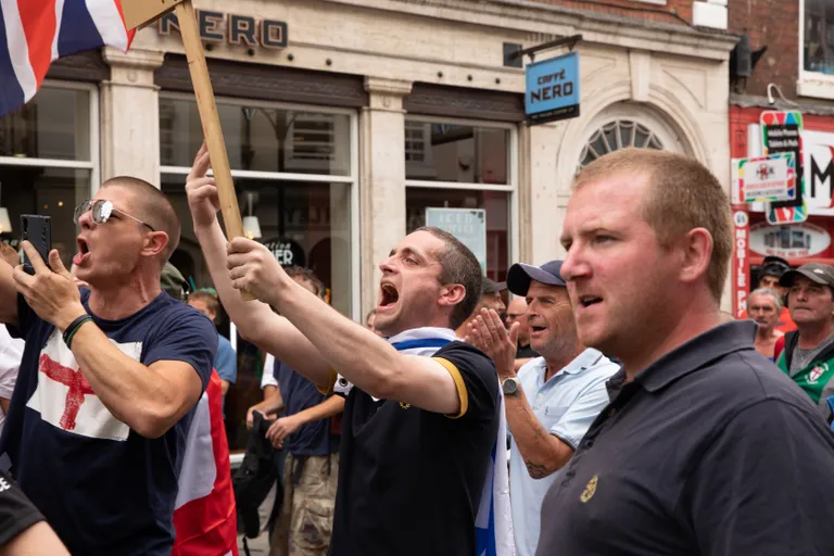EDLi toetajad Worcesteris.
