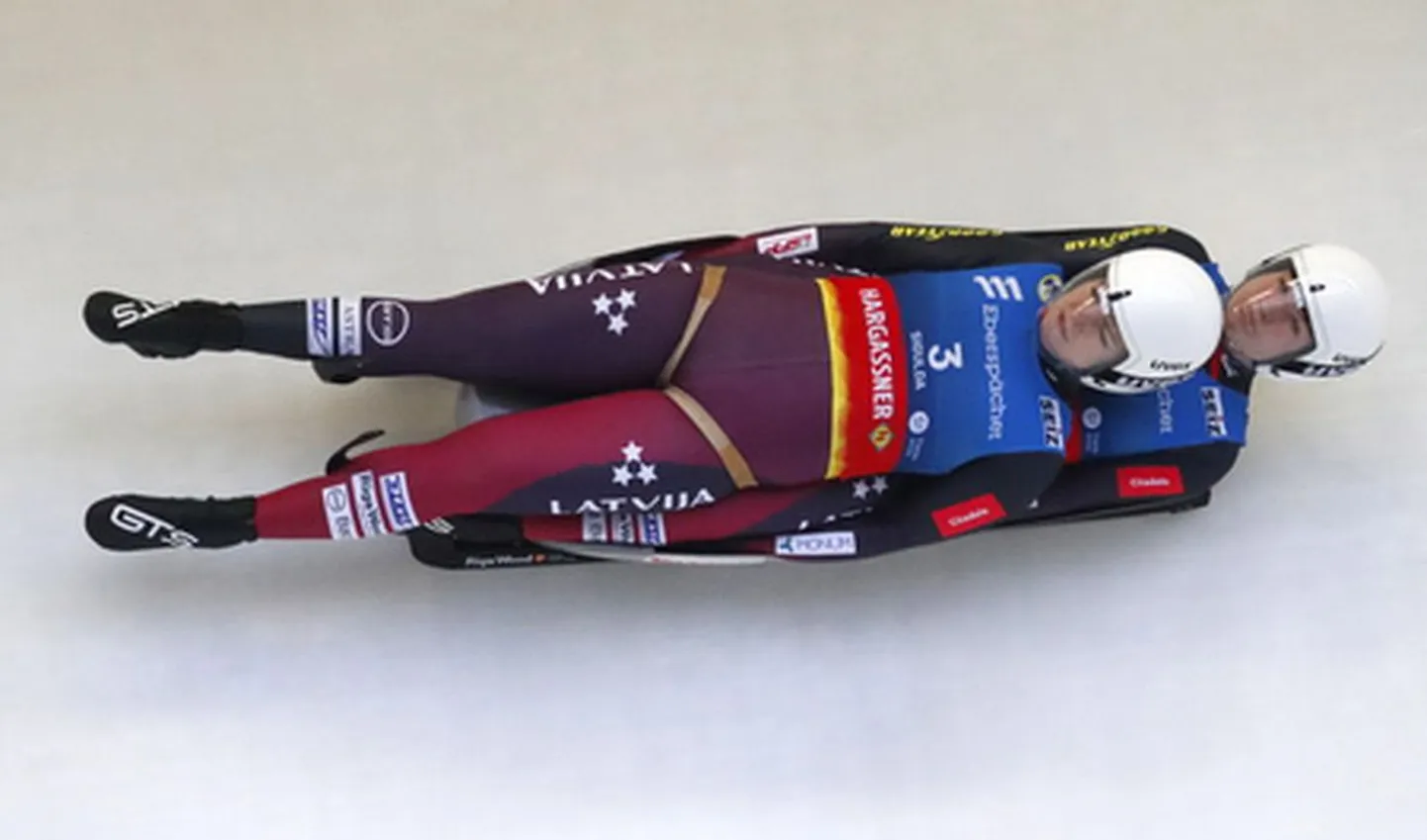 Latvijas divnieks Anda Upīte/Sanija Ozoliņa kamaniņu sportā