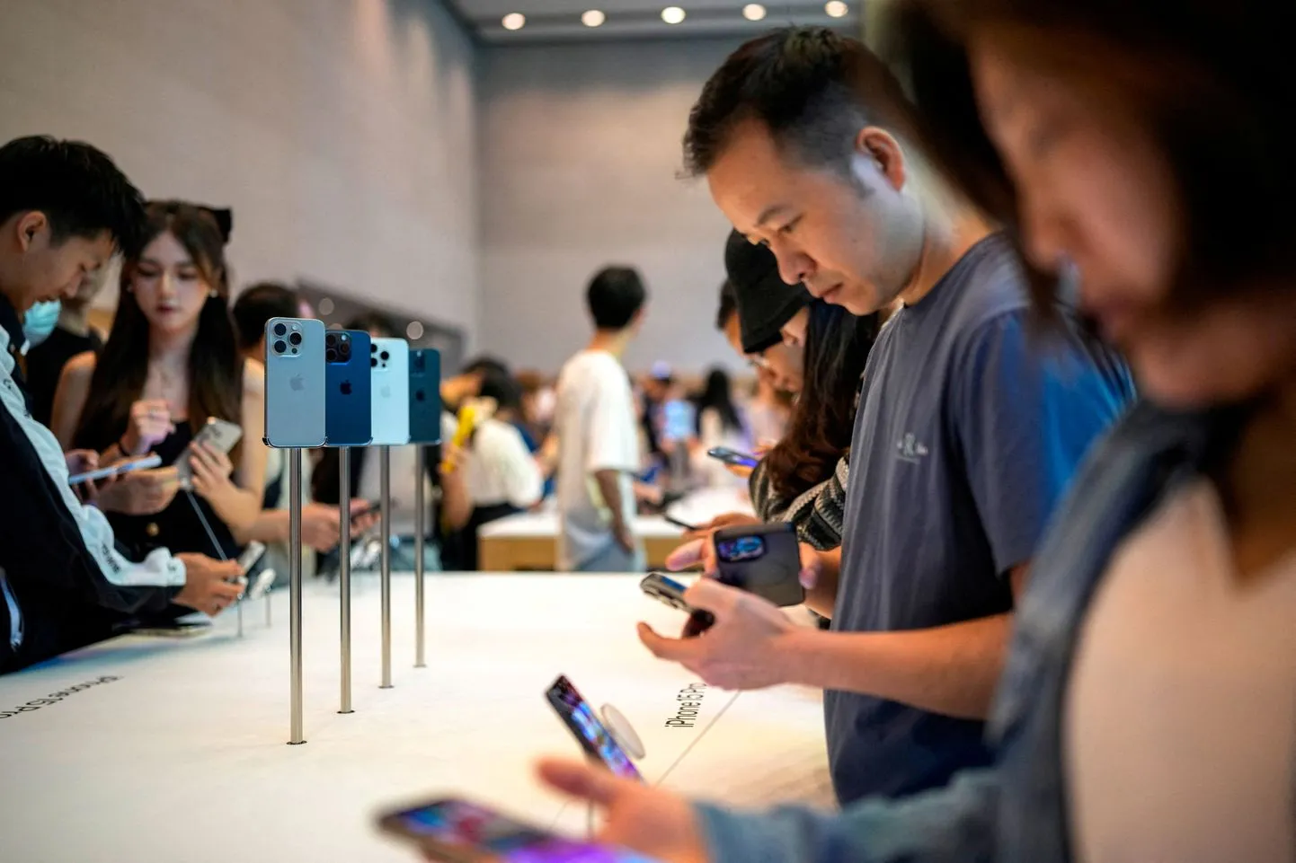 Рынок смартфонов в Китае сократился на семь процентов.