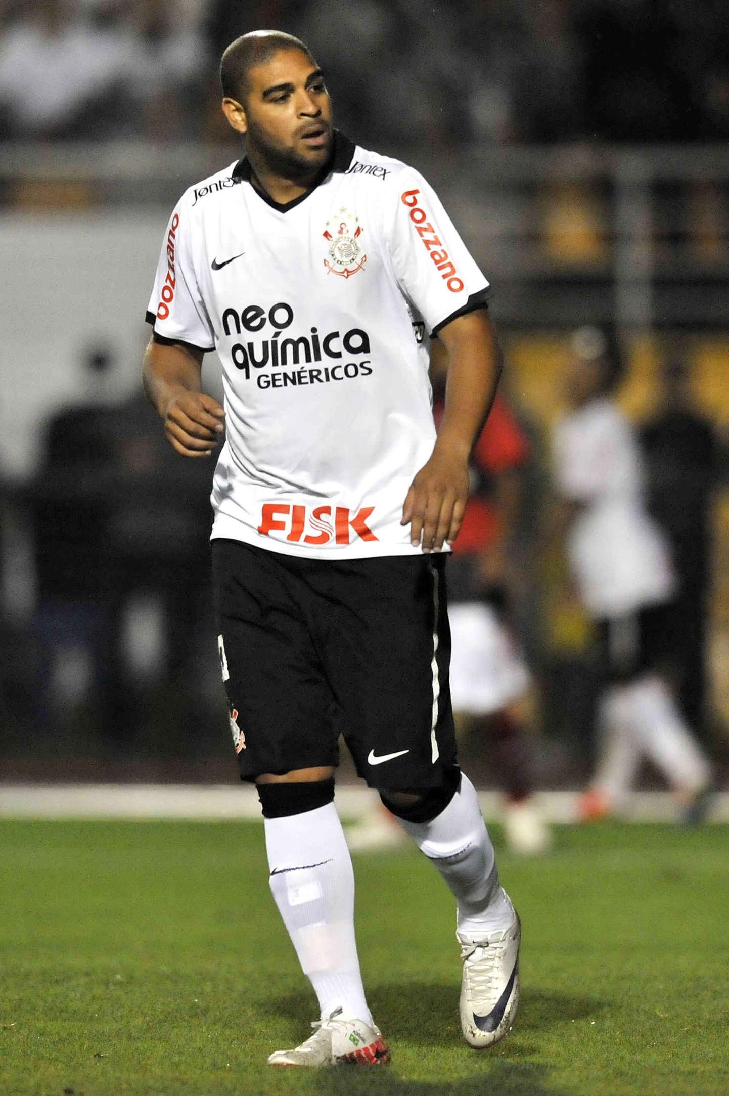 Corinthiansi ründaja Adriano.