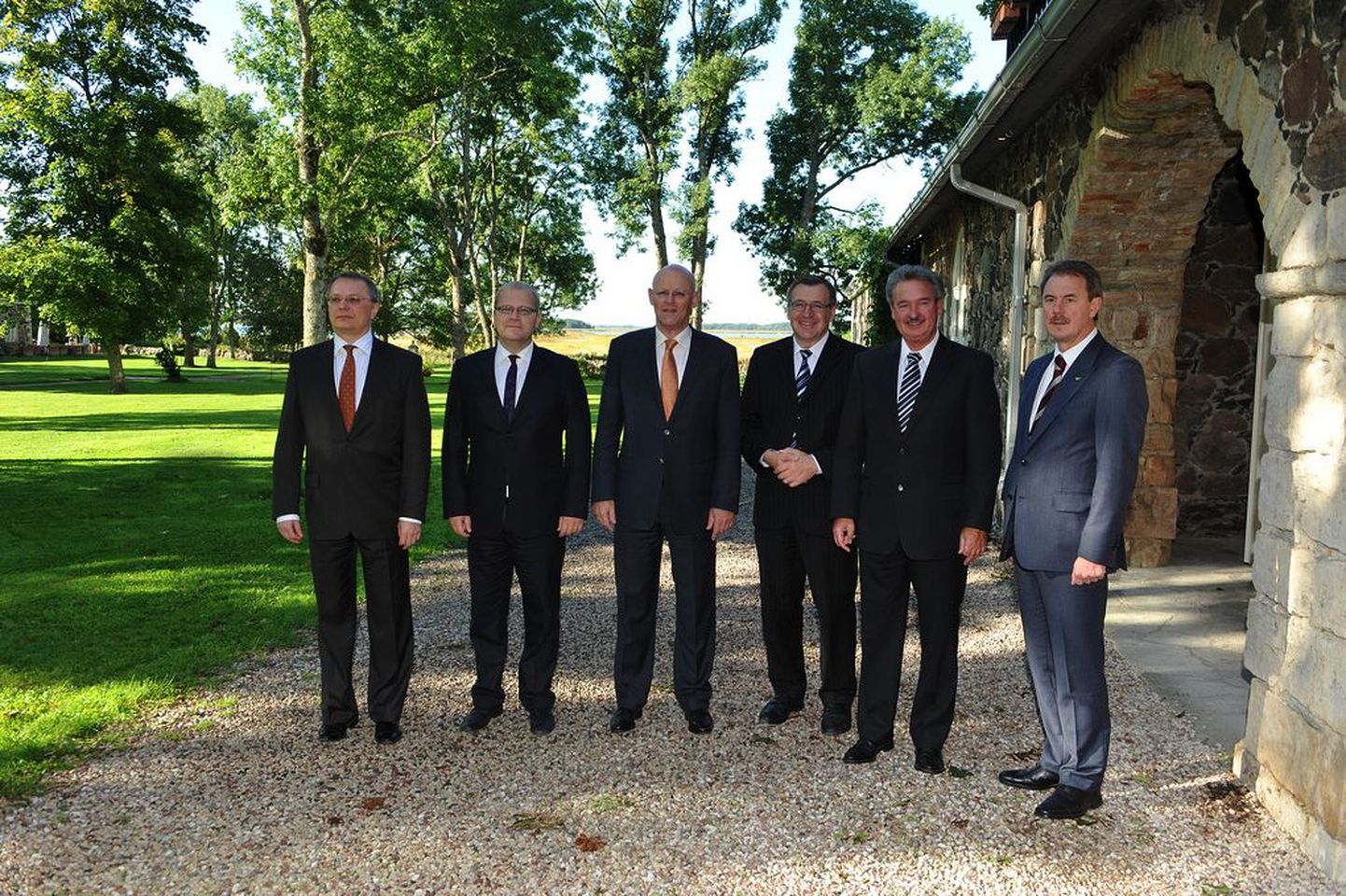 Välisminister Urmas Paeti kohtumine Muhumaal Hollandi, Belgia, Luksemburgi, Leedu ja Läti kolleegiga 9.-10. septembril 2011.