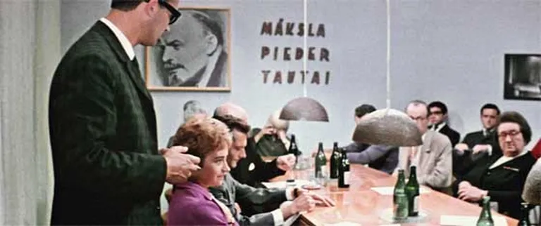"Četri balti krekli"