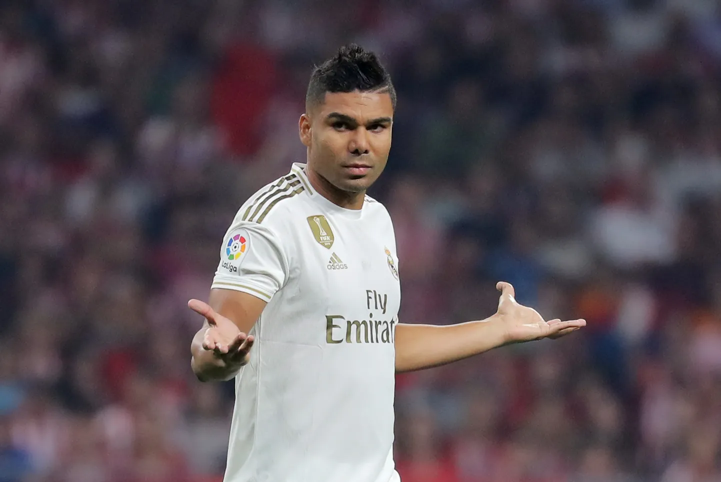 Madridi Reali palluri Casemiro koju tungiti siis, kui seal viibisid tema abikaasa ja tütar.
