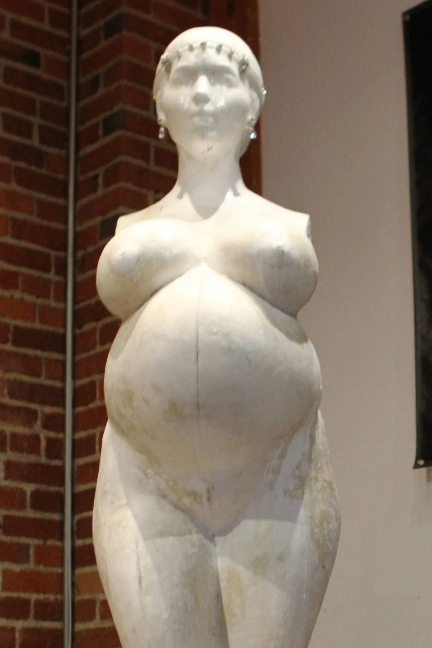 Kim Kardashiani skulptuur