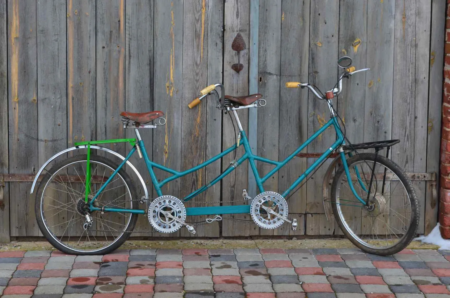 Tandem-jalgratta Metssiga valmistas pime  meistrimees.