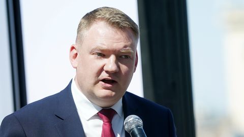 Smiltēns pieprasa skaidrojumu par Olaines cietuma slimnīcā n