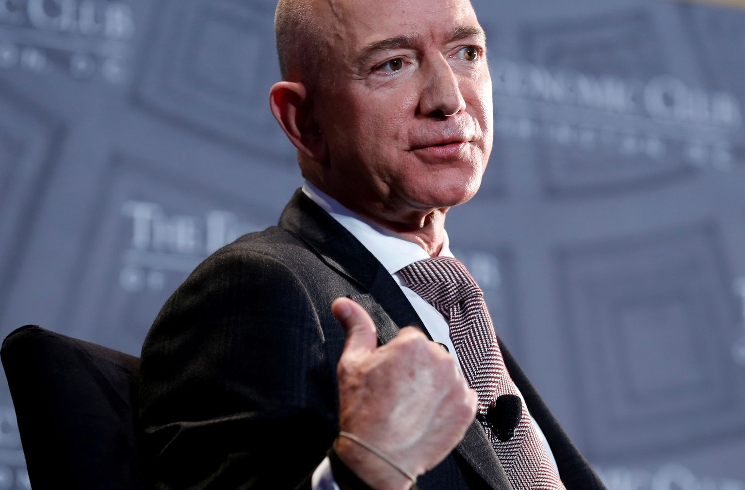 Глава и основатель интернет-компании Amazon Джефф Безос.