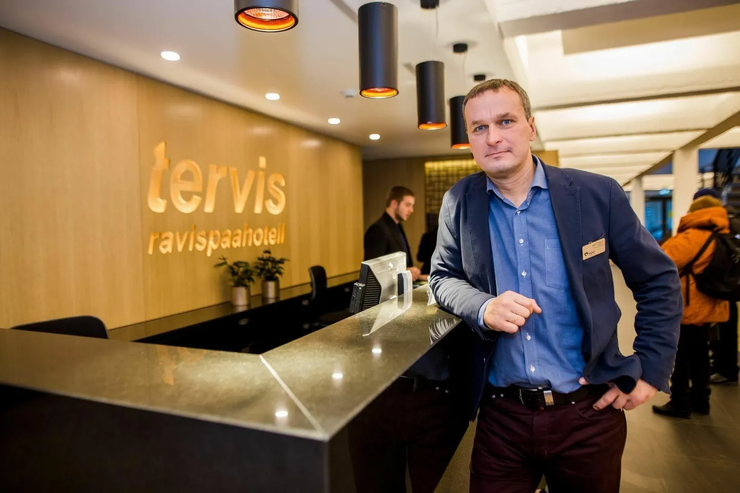 Jaan Ratnikule antakse vapimärk pikaaegsete teenete ja panuse eest Pärnu kui turismisihtkoha tuntuse kasvatamisel ning Pärnu turismisektori arendamisel.