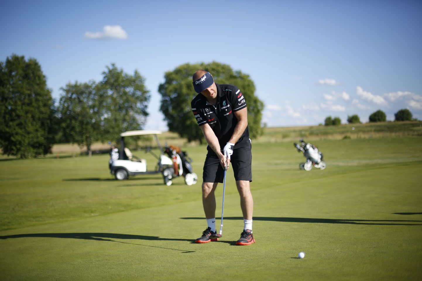 Joel Lindpere golfiväljakul