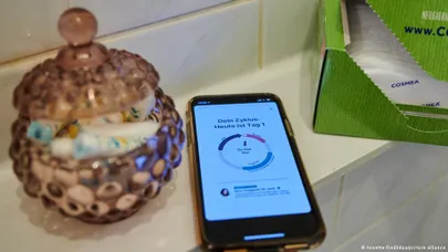 В ФРГ многим женщинам следить за длиной цикла помогает приложение на смартфоне