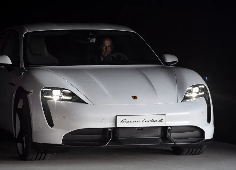 Elektriauto Porsche Taycan.