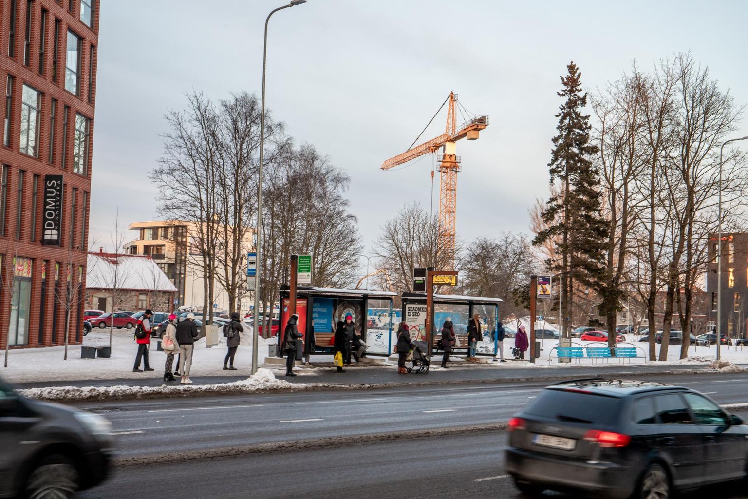 Kunstihoone ehitatakse Pärnu südalinna Martensi maja kõrvale Pikk 14 kinnistule, bussijaamast üle tee.