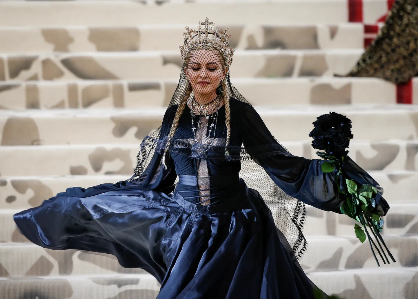 Lauljanna Madonna 7. mail 2018 New Yorgis Metropolitani kunstimuuseumi kostüümiinstituudi galal