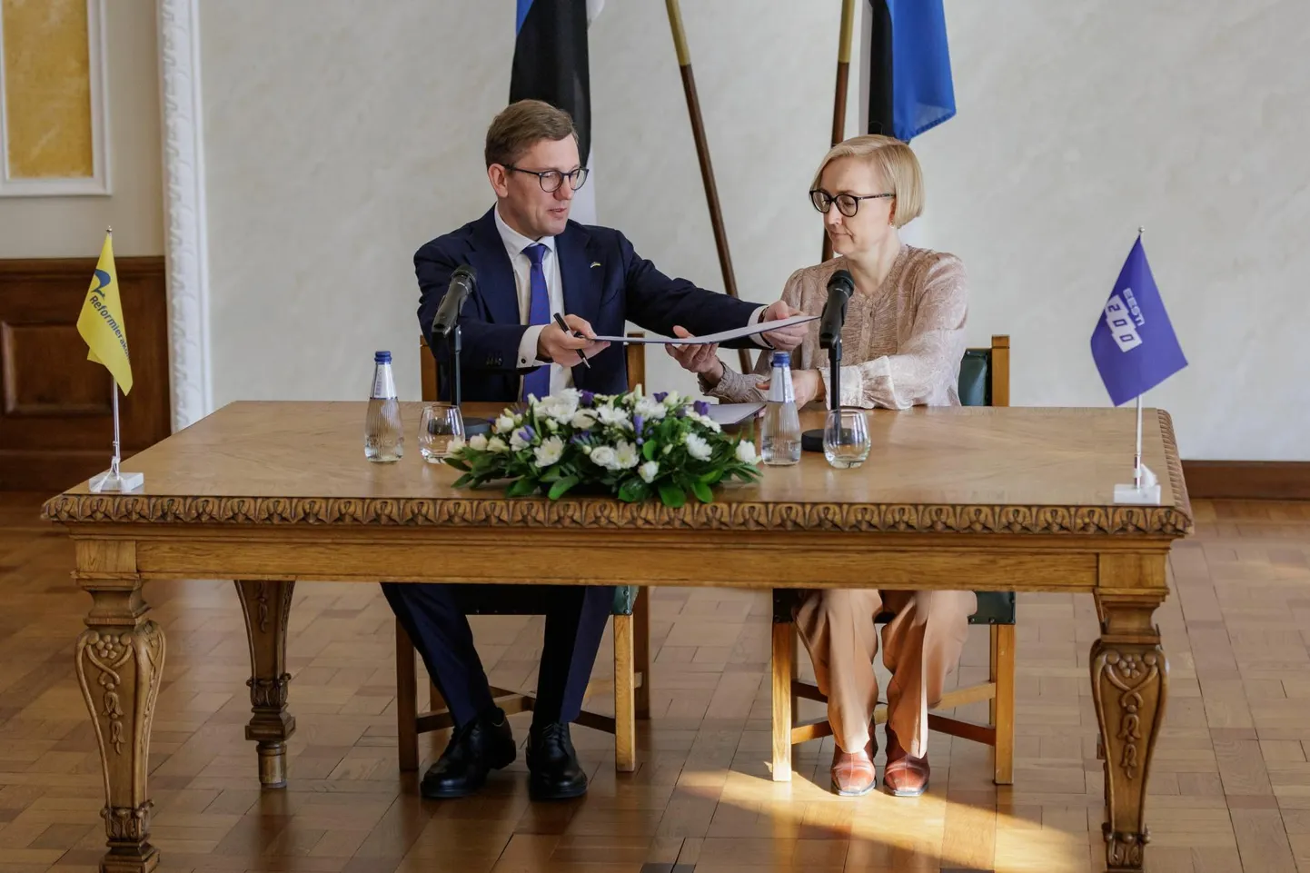 Valitsuserakondade juhid Kristen Michal (vasakul) ja Kristina Kallas.