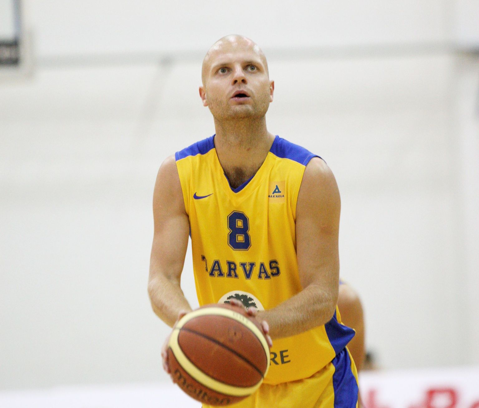 В чемпионате Эстонии по баскетболу Михкель Кург отыграл четыре сезона за раквереский "Tarvas".