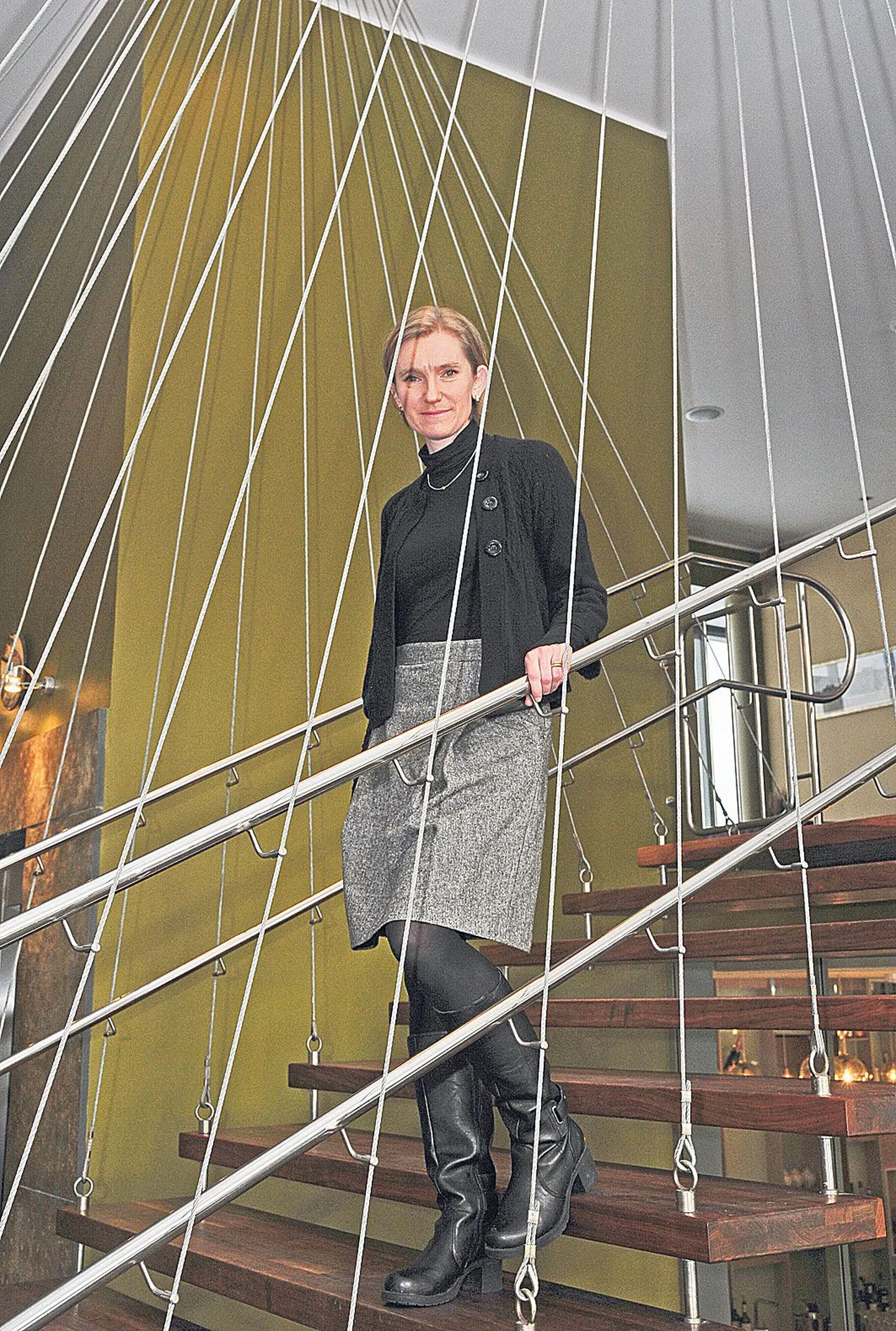 Dotsent Emma Sorbring, kes andis eile avaliku loengu Tartu Ülikoolis, märkis, et lapsevanemad kipuvad võsukese internetikäitumise kontrollimisel tegelikku elu unarusse jätma.