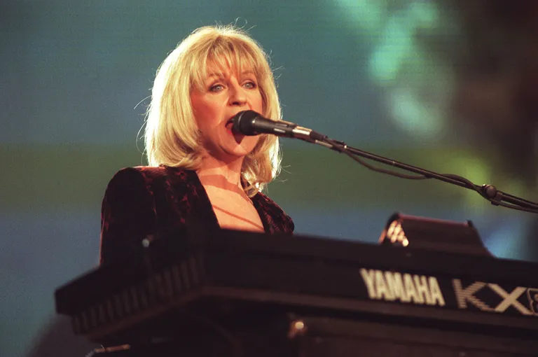 Fleetwood Maci kuulsamad laulud kirjutanud ja sisse laulnud Christine McVie suri 79-aastaselt